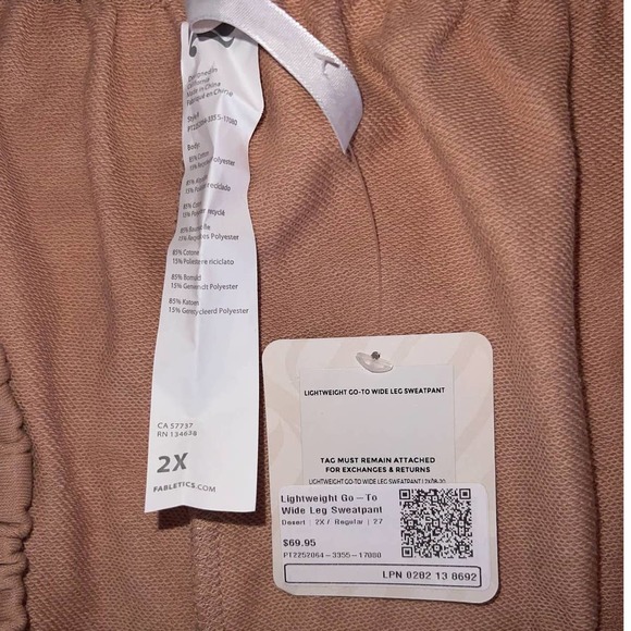 New Fabletics Lightweight Go-To Wide Leg Sweatpant size 2X - Picture 5 of 7